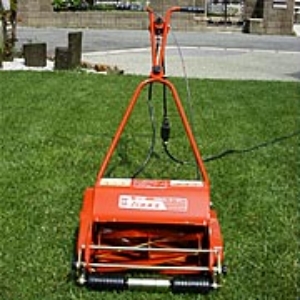 写真1．電動式リールモア