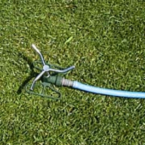 写真20．足で踏みつけます