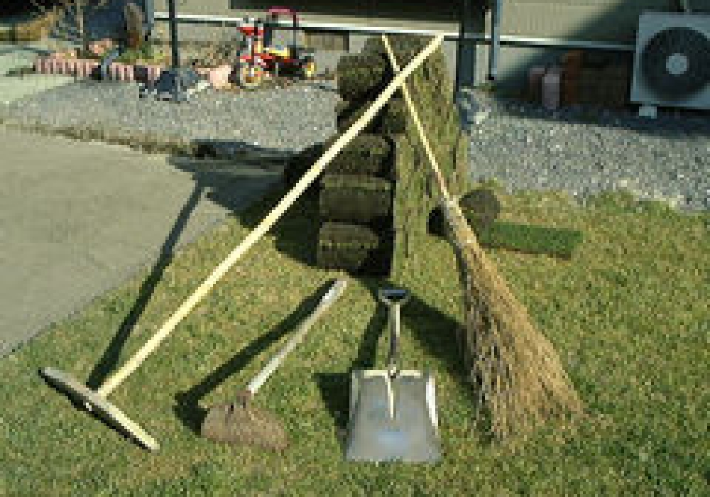 均し板(トンボ)･ジョレン･角スコ･竹箒